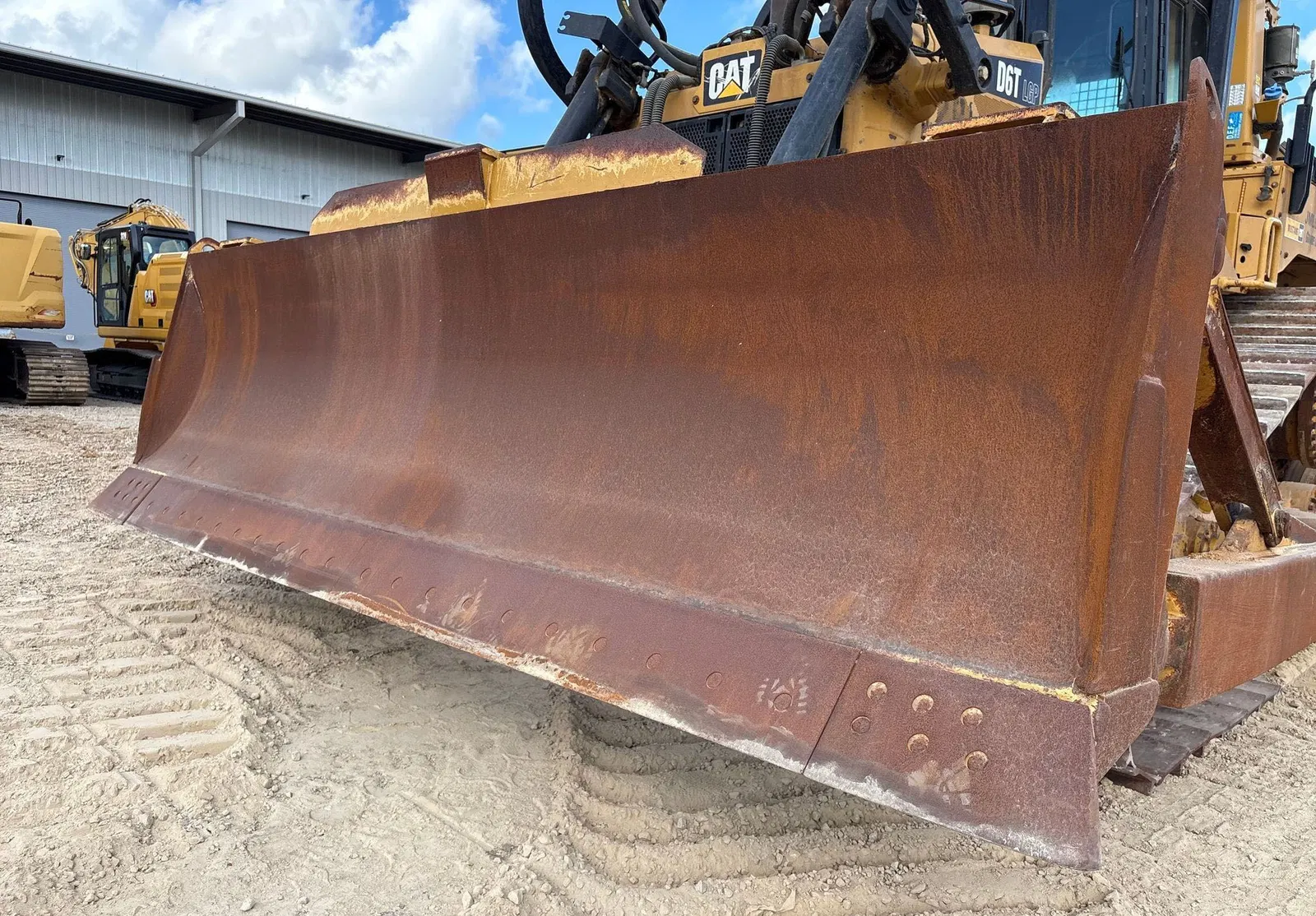 2019 Caterpillar D6T
