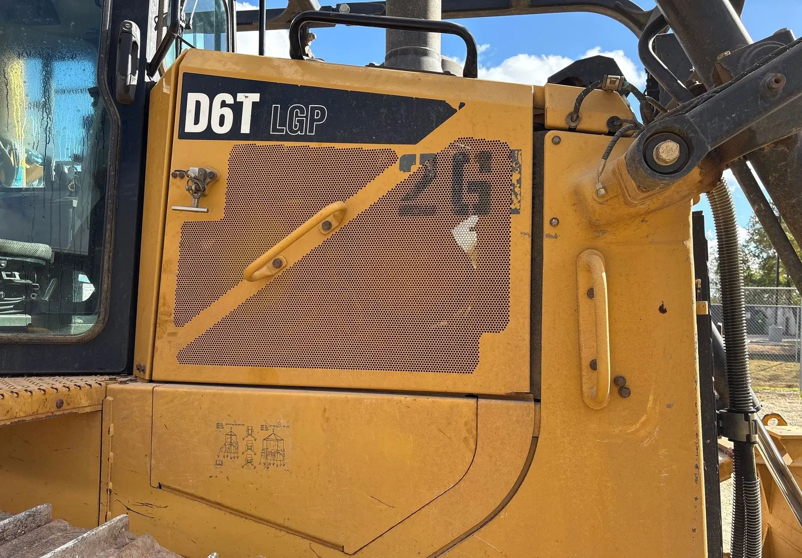 2019 Caterpillar D6T
