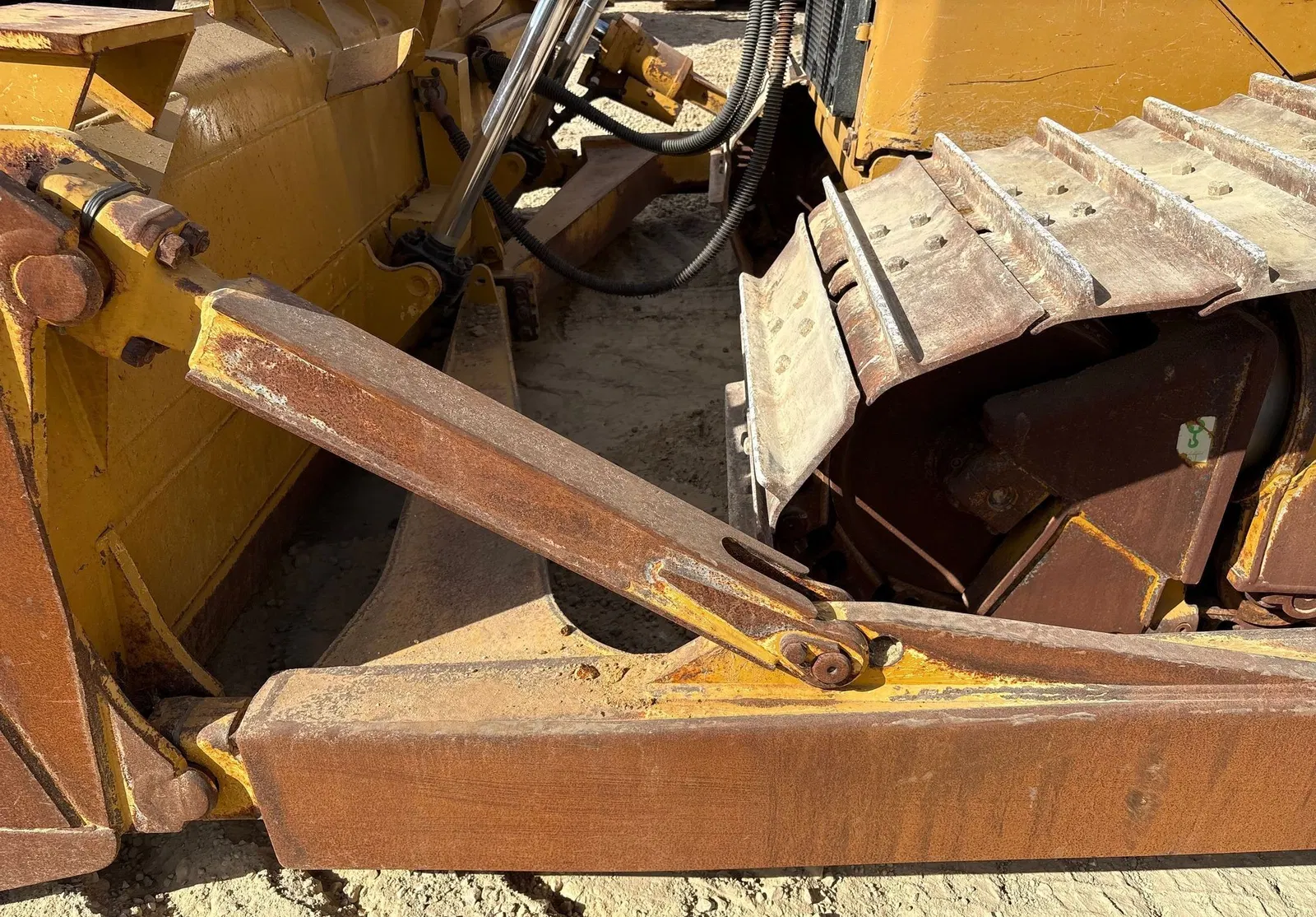 2019 Caterpillar D6T