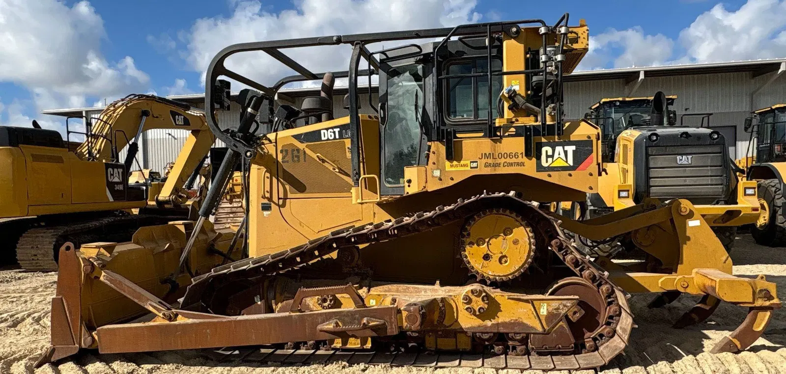 2019 Caterpillar D6T