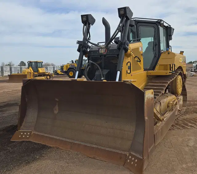 2020 Caterpillar D6