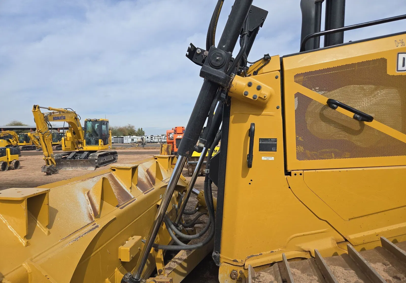 2020 Caterpillar D6