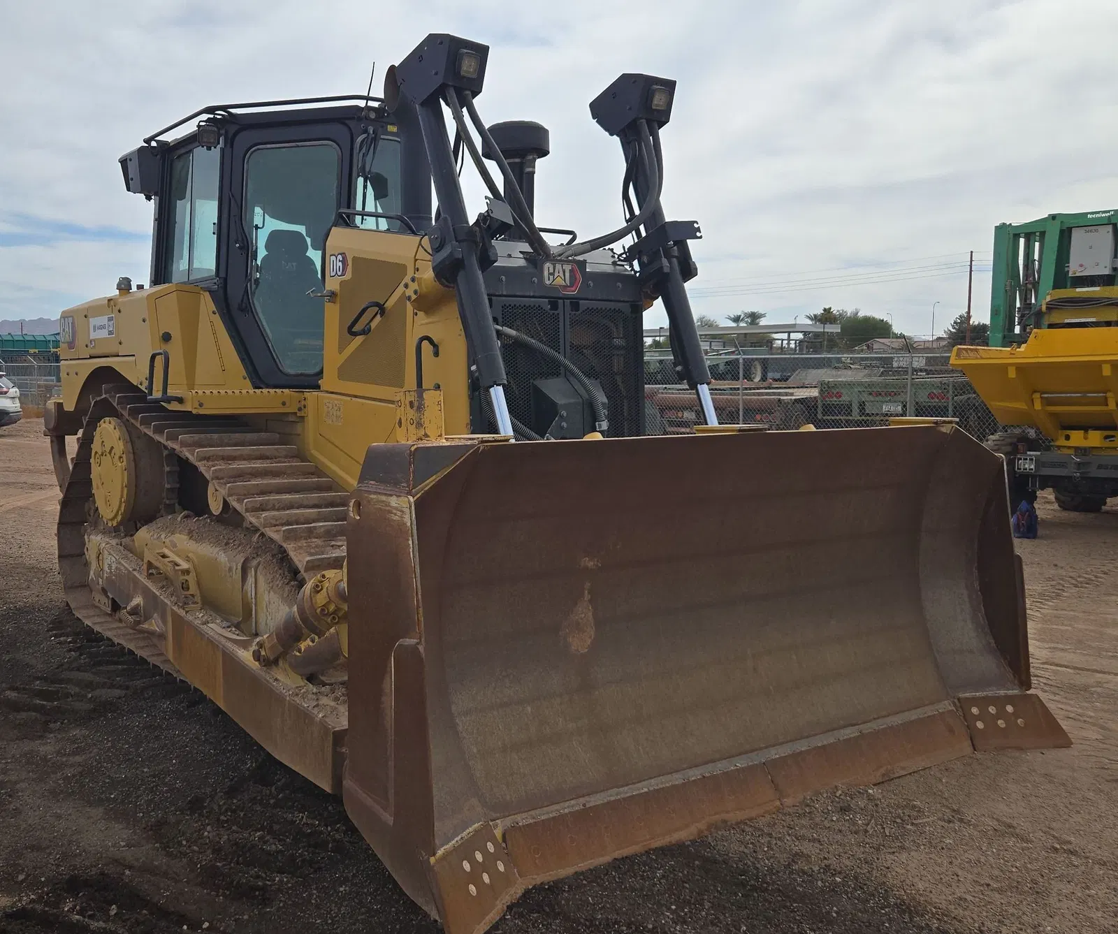 2020 Caterpillar D6