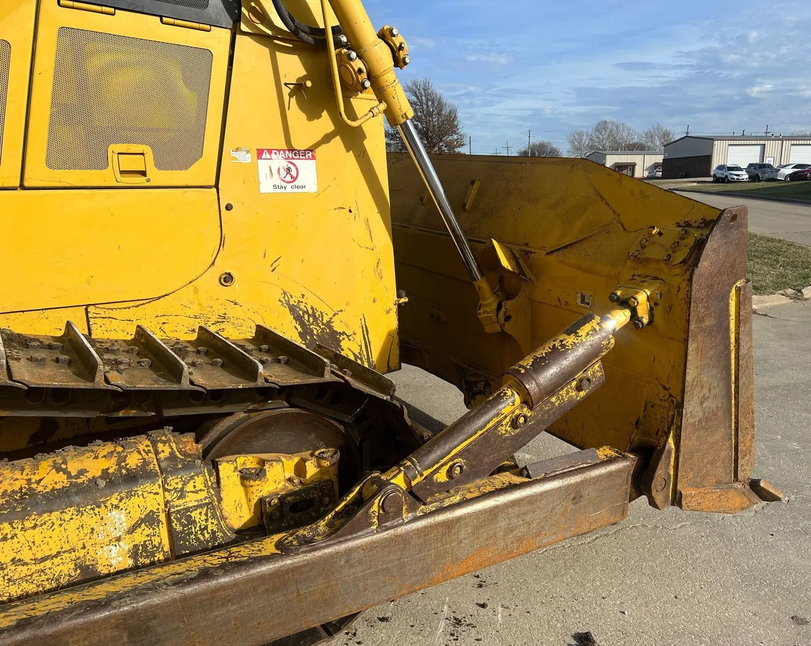 2017 Komatsu D65EX-18