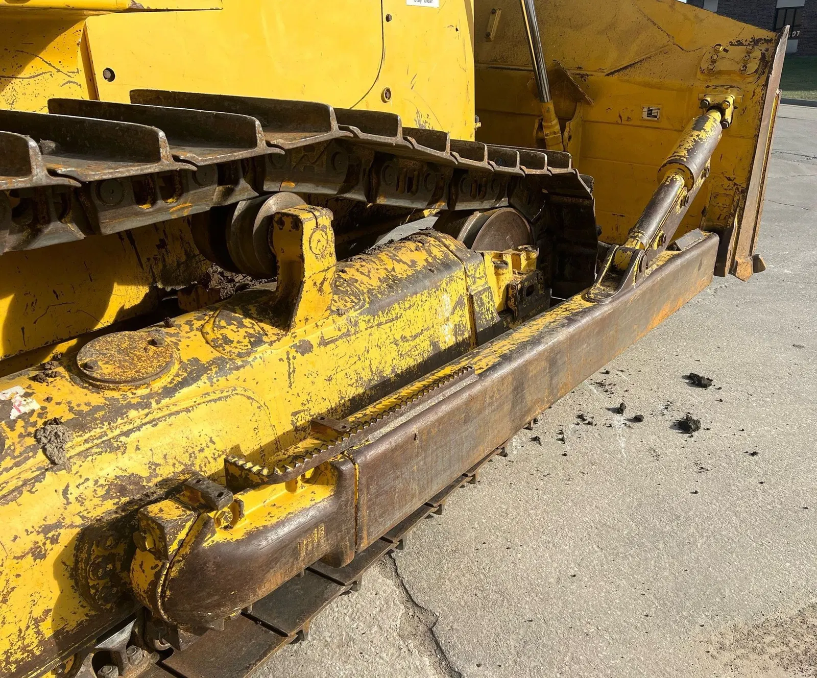 2017 Komatsu D65EX-18