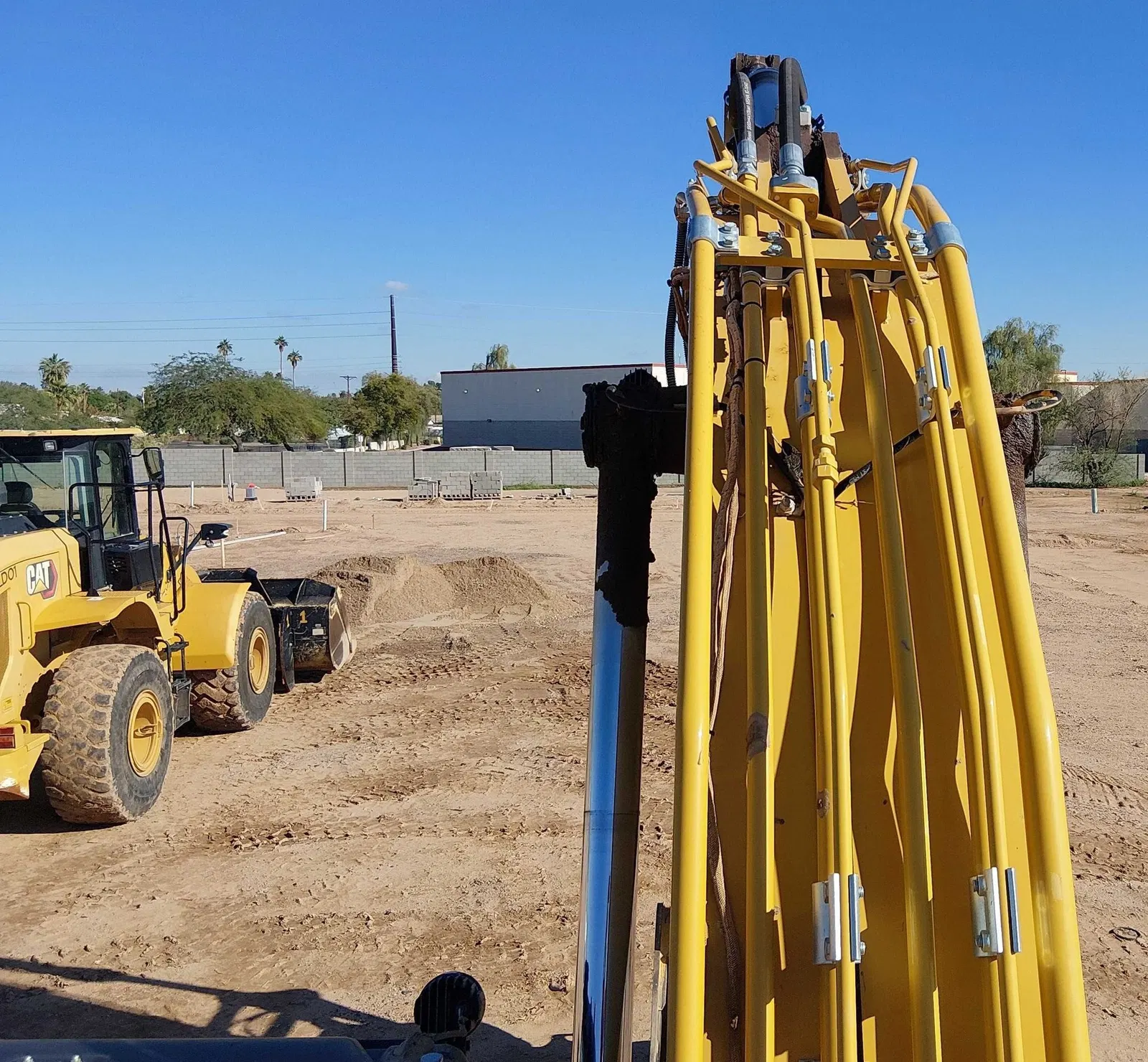 2021 Caterpillar 320