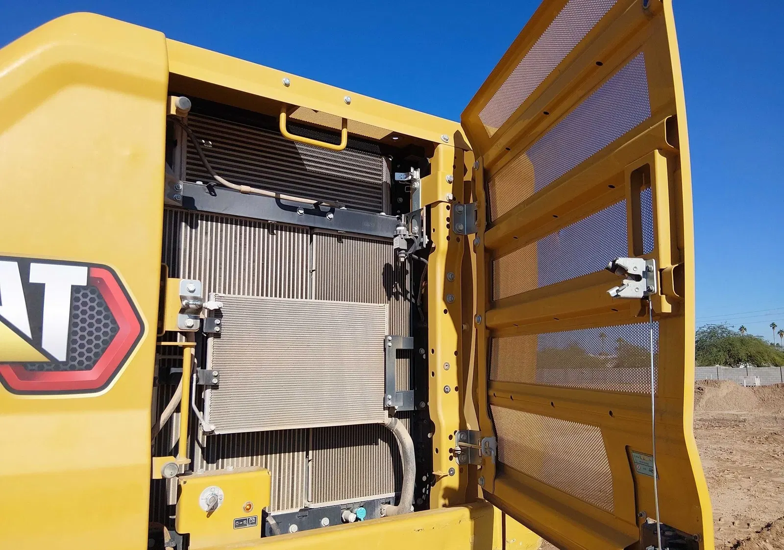 2021 Caterpillar 320