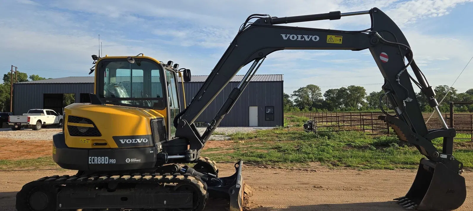 2023 Volvo ECR88D