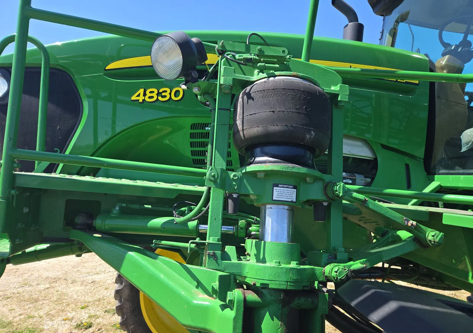 2012 John Deere 4830