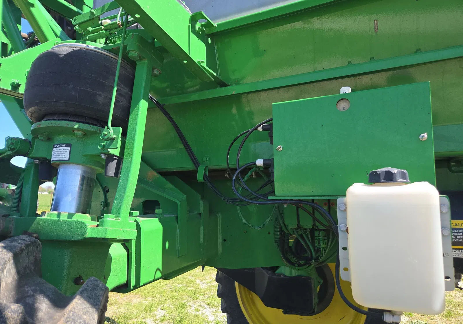 2012 John Deere 4830