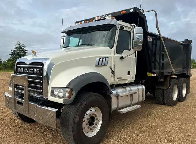 2024 Mack Granite