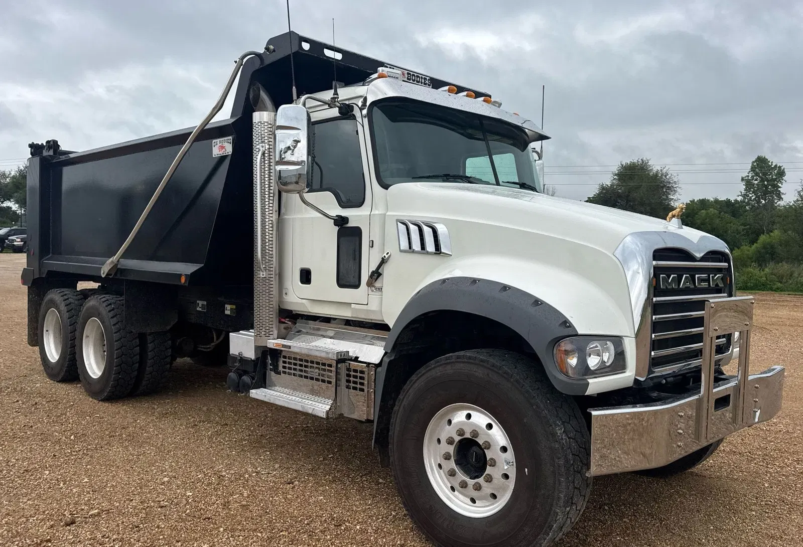 2024 Mack Granite