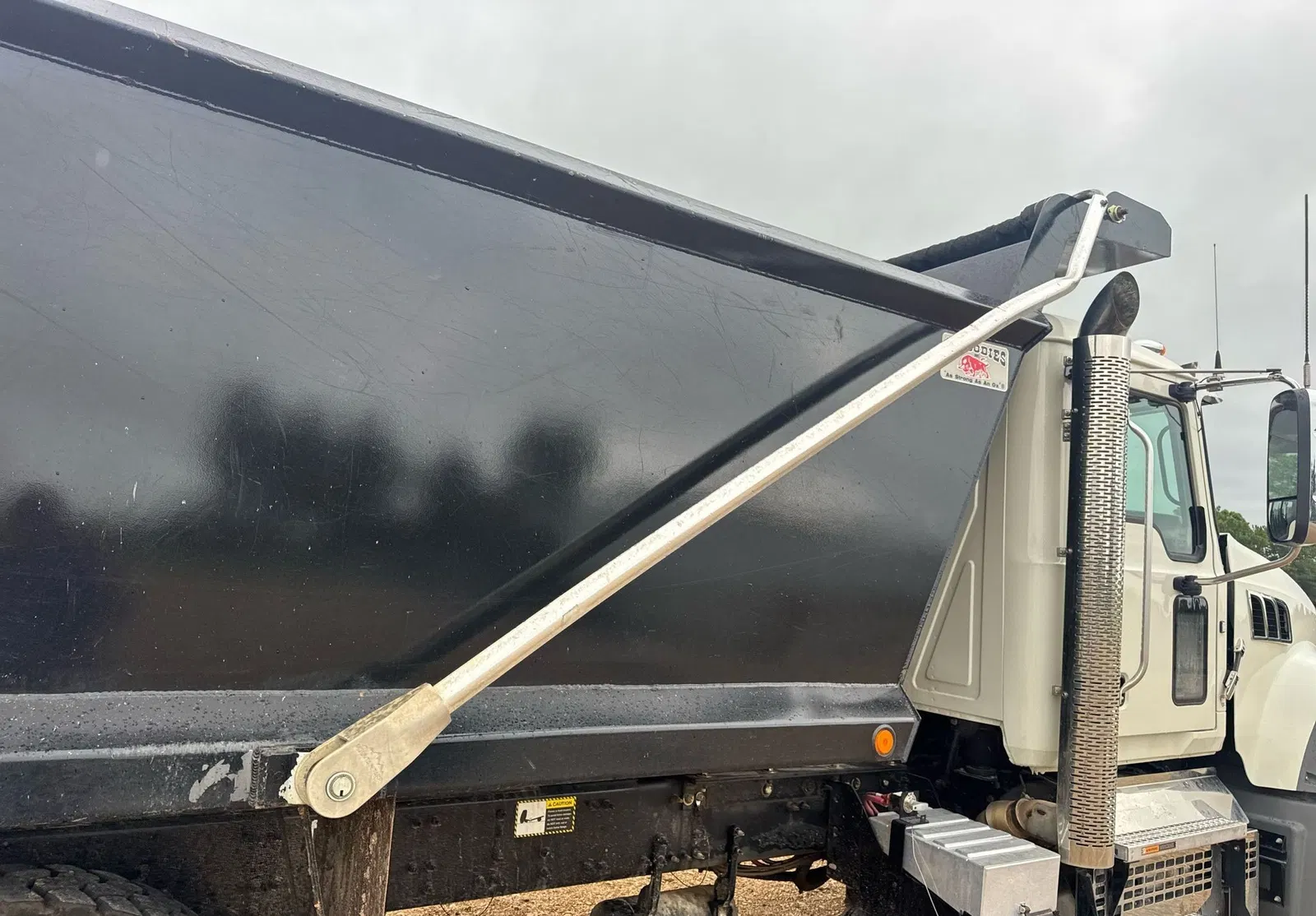2024 Mack Granite