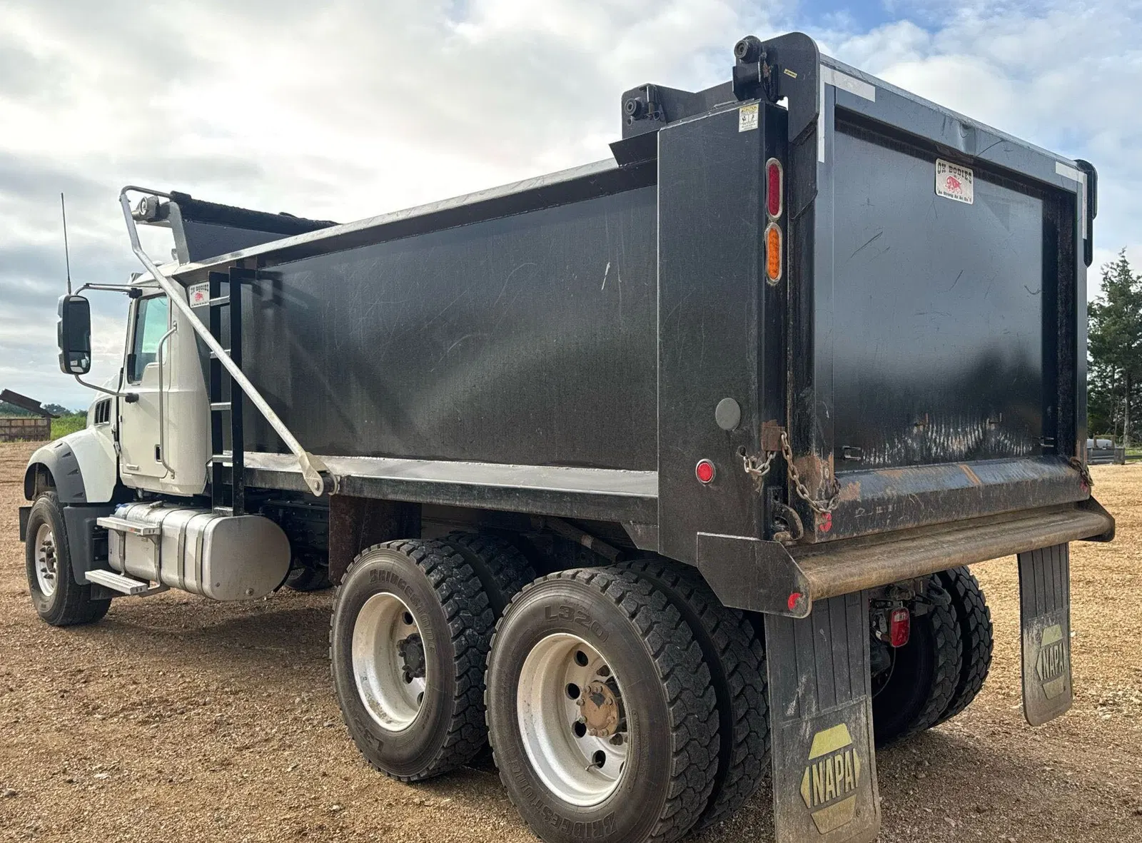 2024 Mack Granite