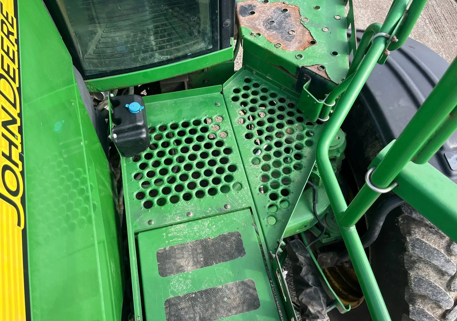 2013 John Deere 4940