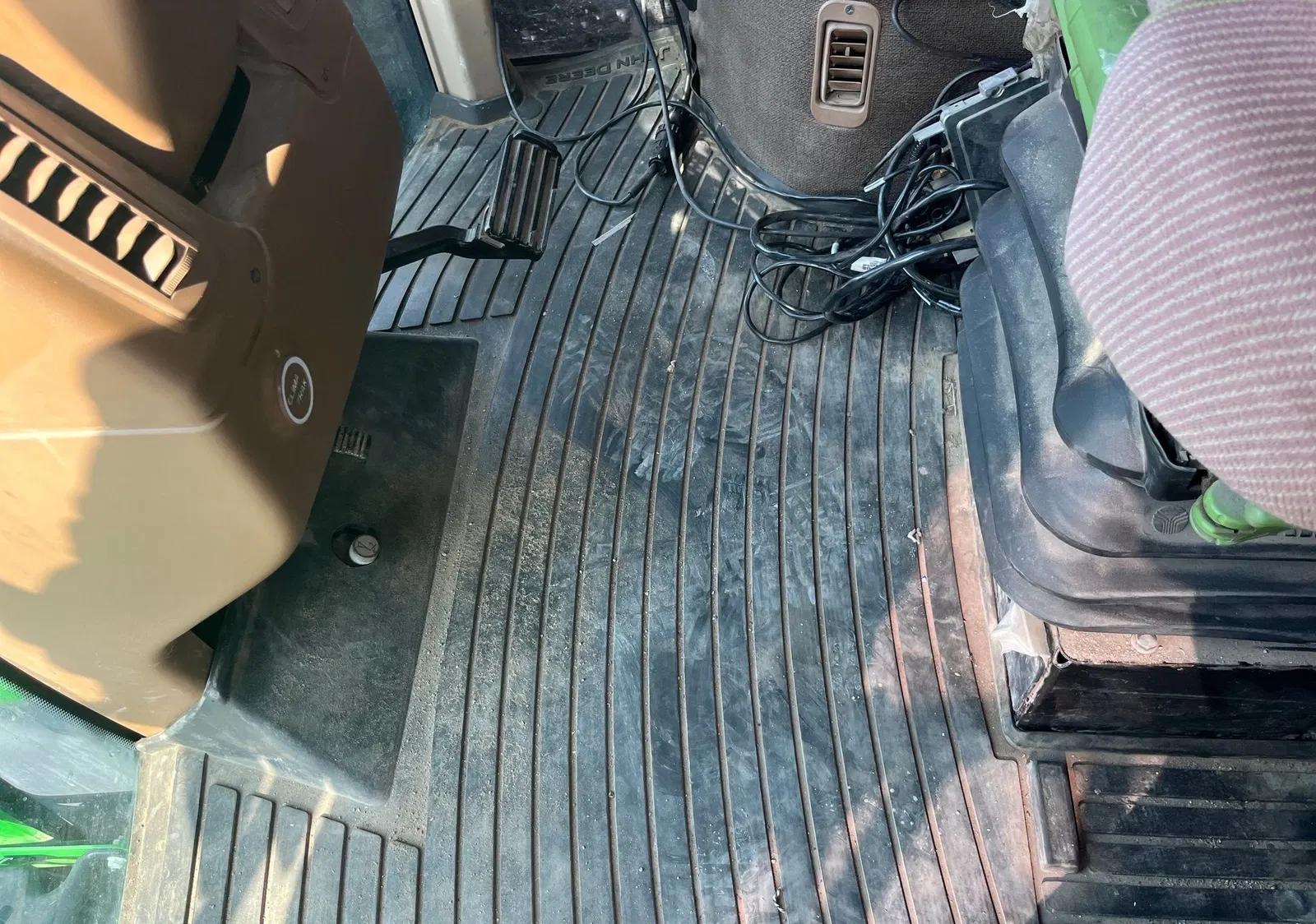 2013 John Deere 4940