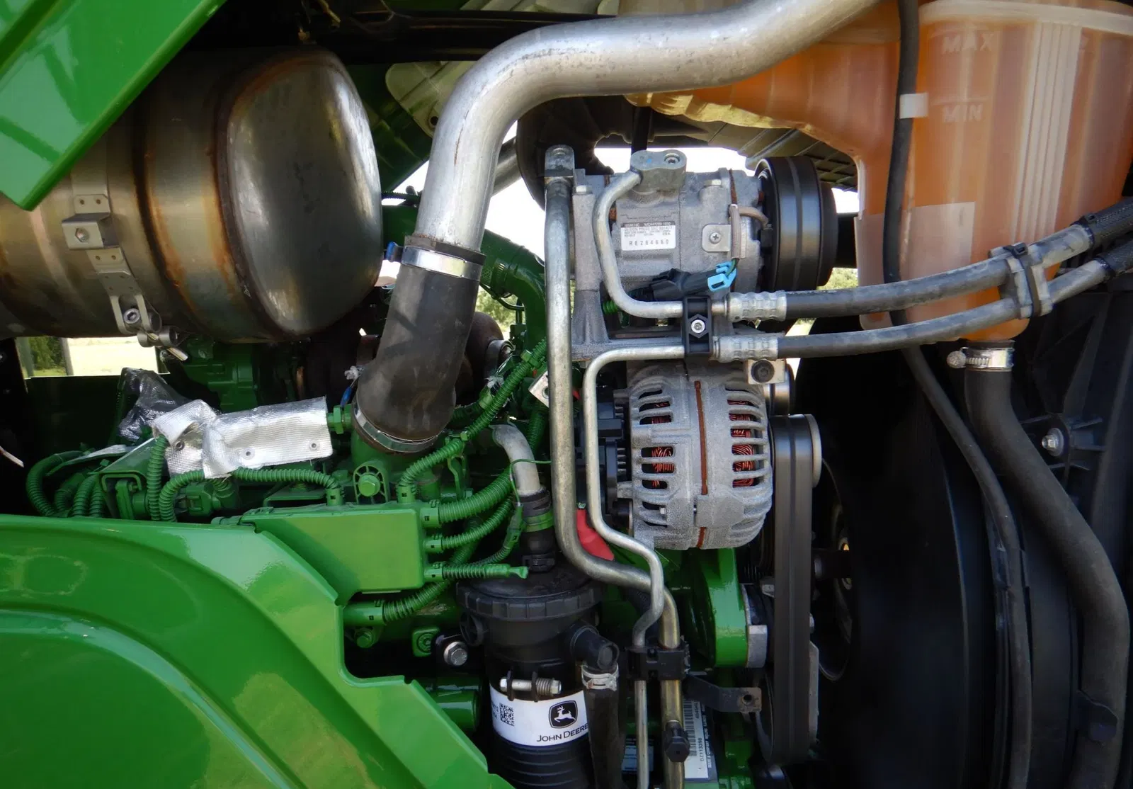 2019 John Deere 6145M