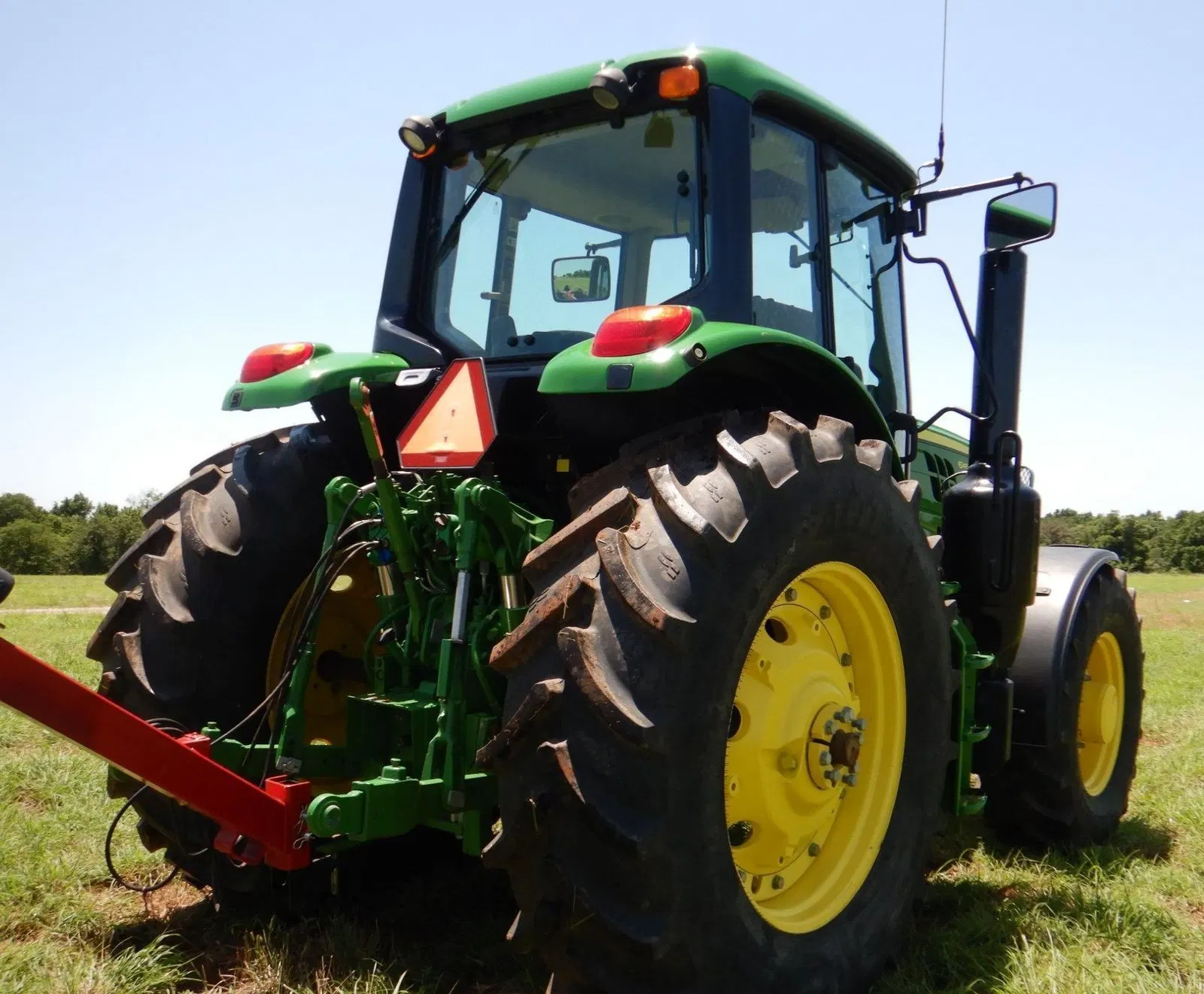 2019 John Deere 6145M