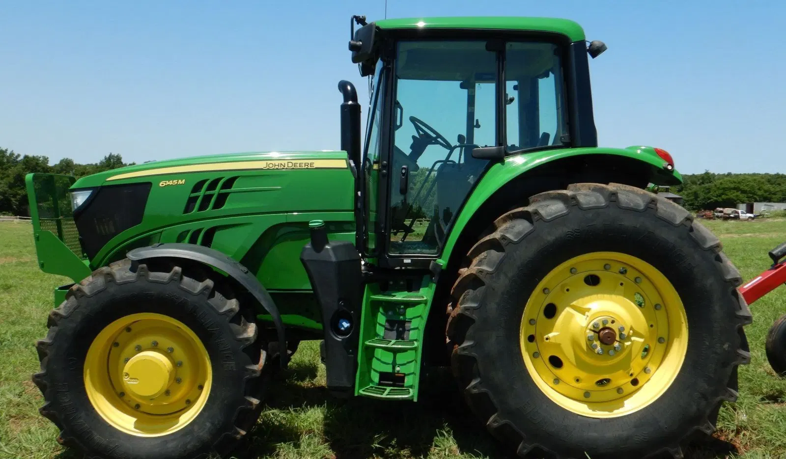 2019 John Deere 6145M