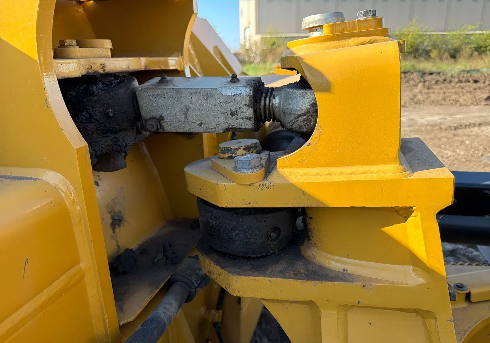 2024 Caterpillar D5