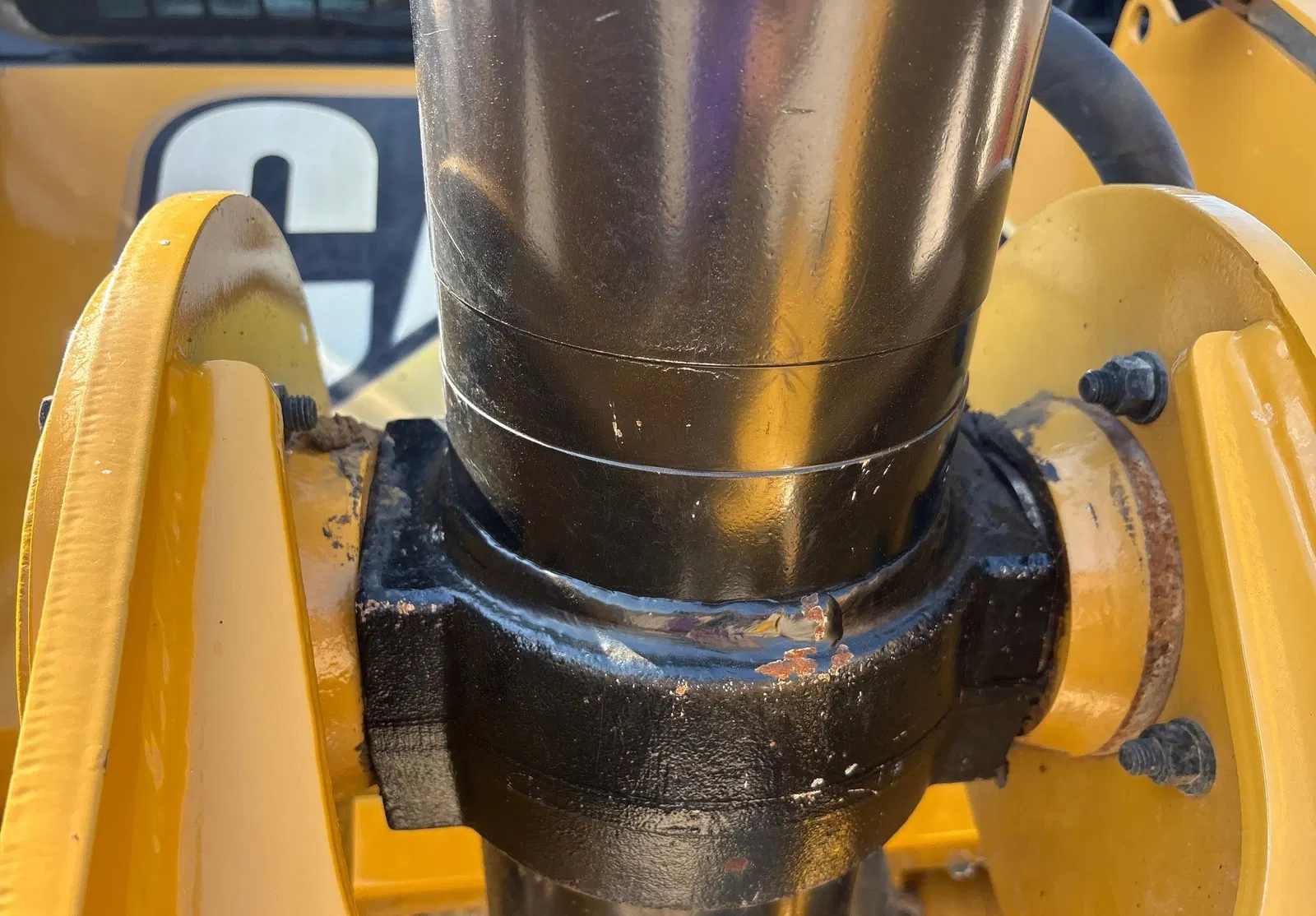 2022 Caterpillar D6