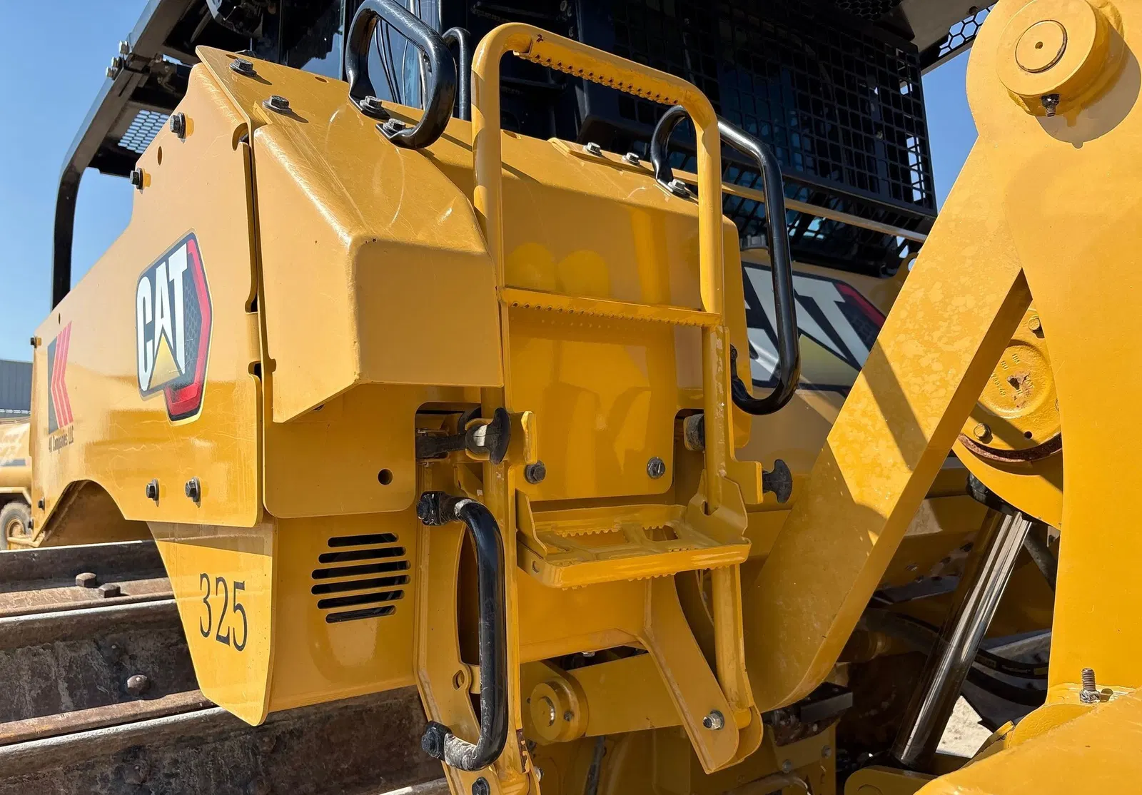 2022 Caterpillar D6