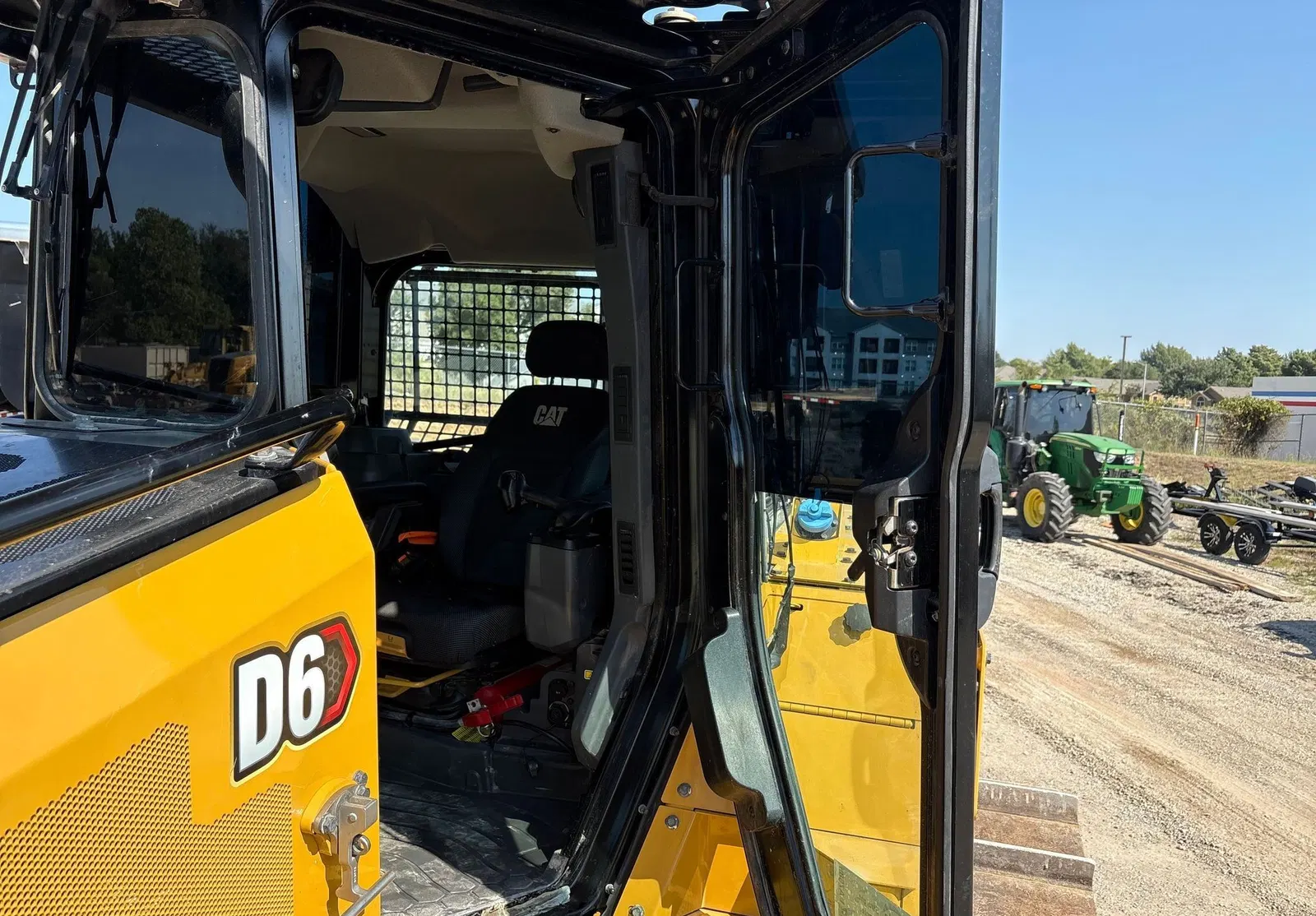 2022 Caterpillar D6