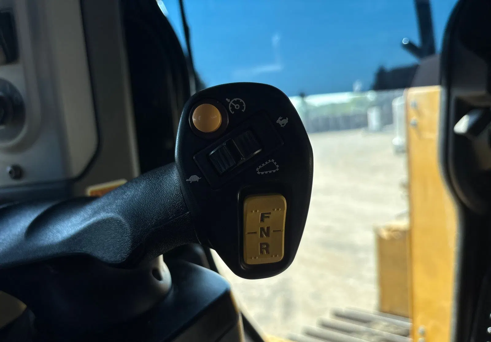 2022 Caterpillar D6