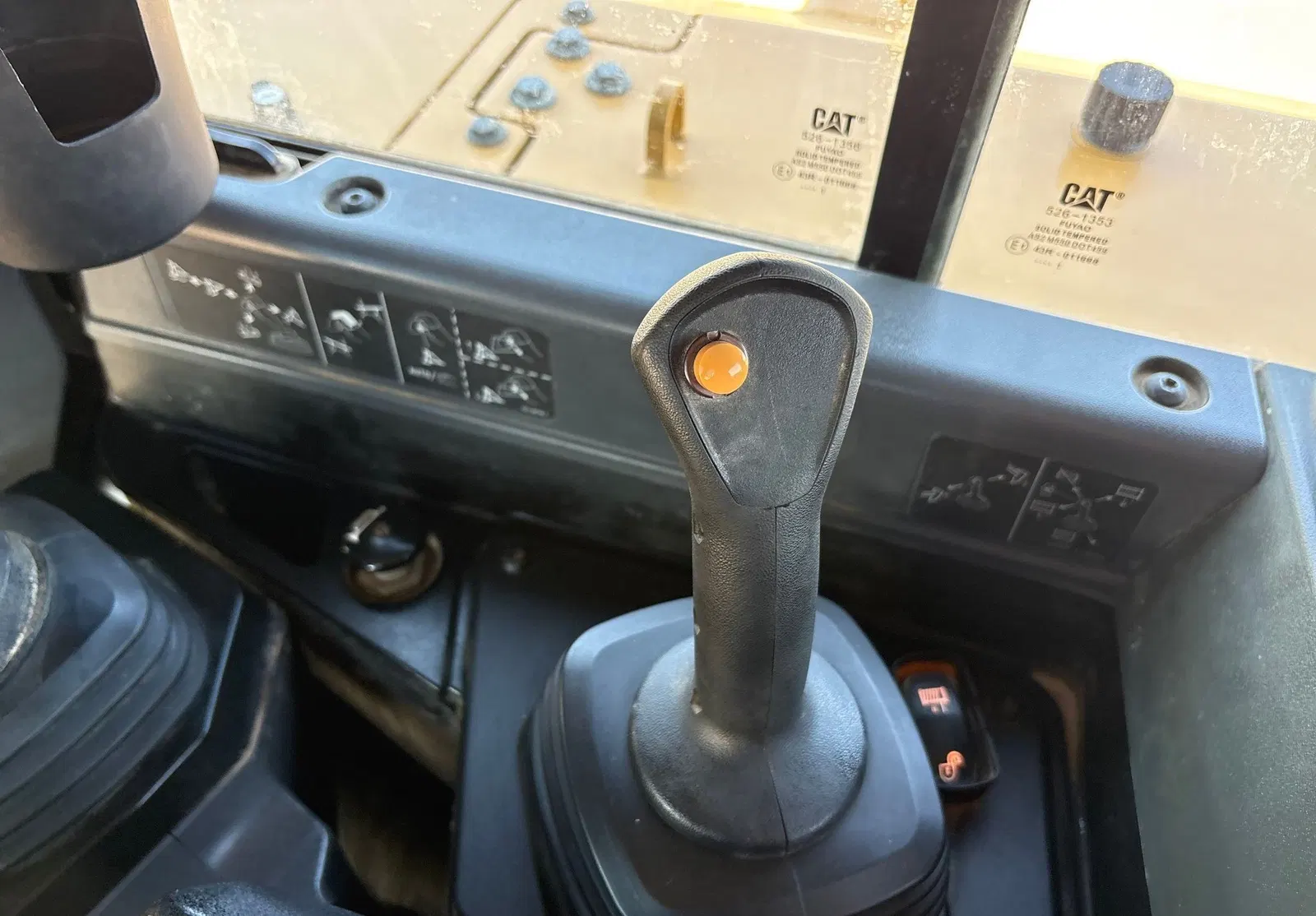 2022 Caterpillar D6