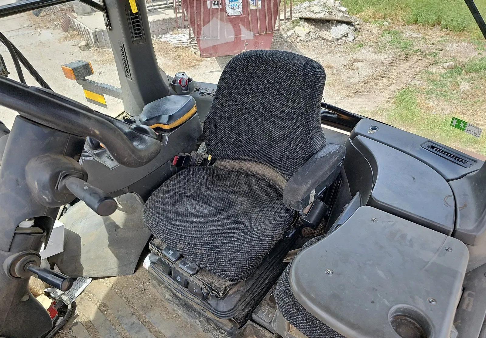 Challenger MT765C