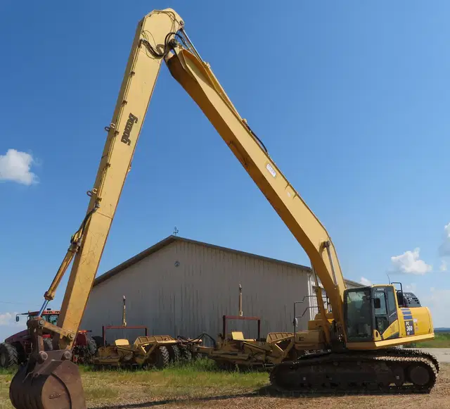 2016 Komatsu PC360LC-11