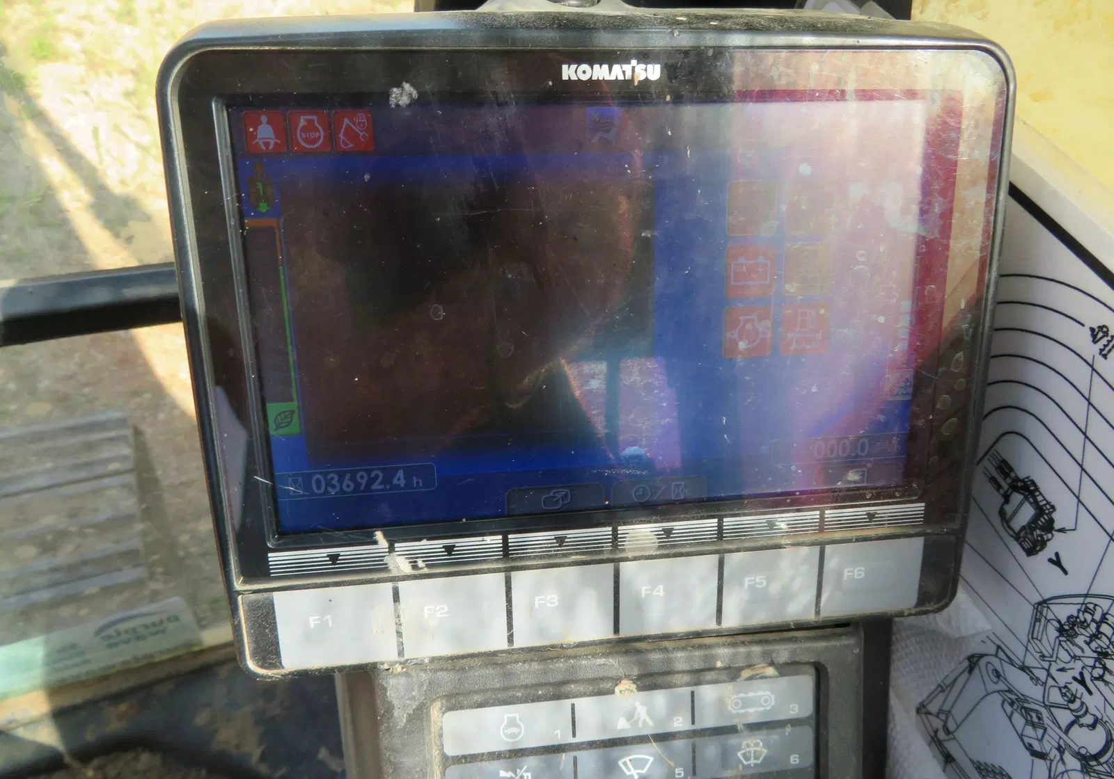 2016 Komatsu PC360LC-11