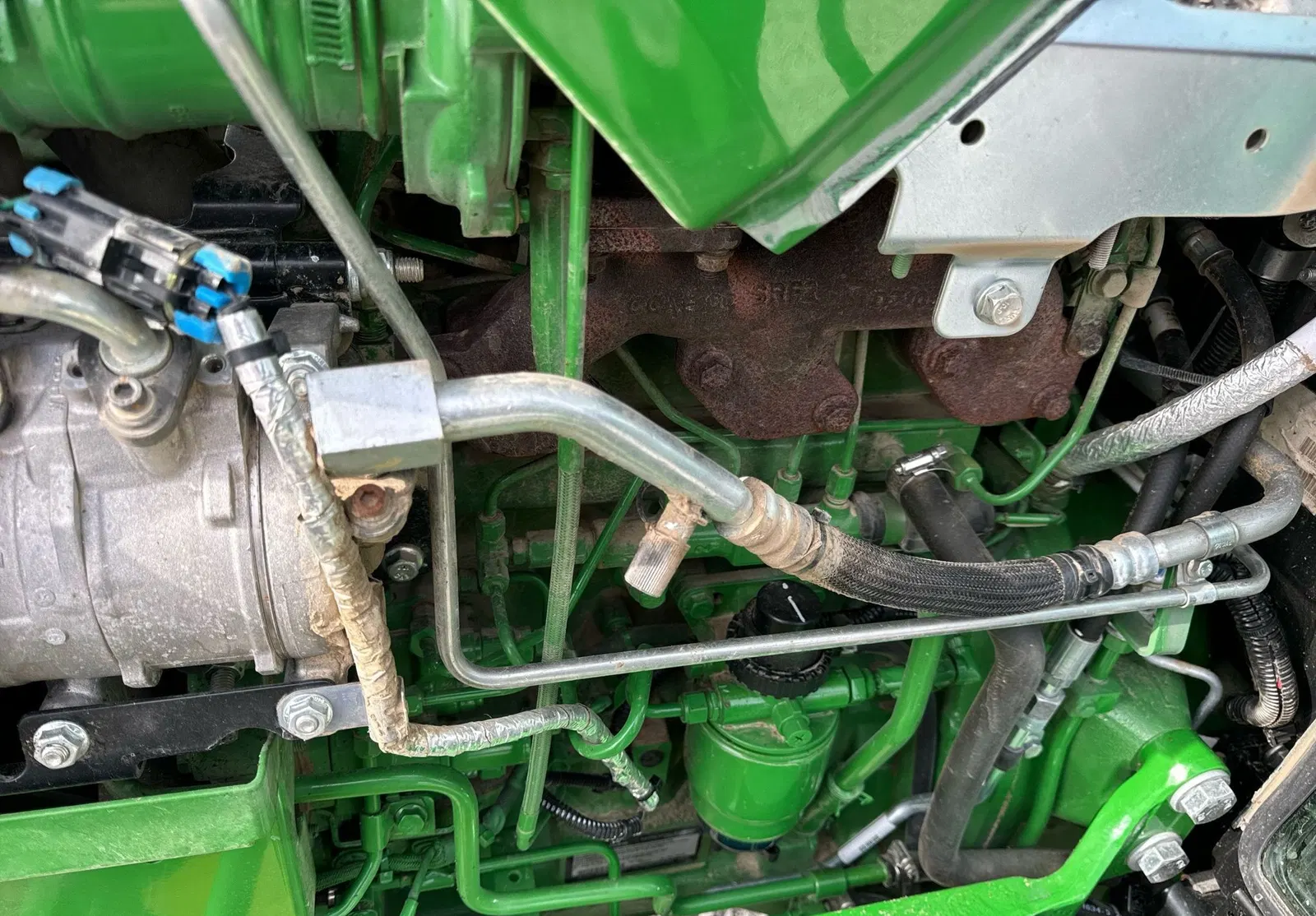 2022 John Deere 5075E