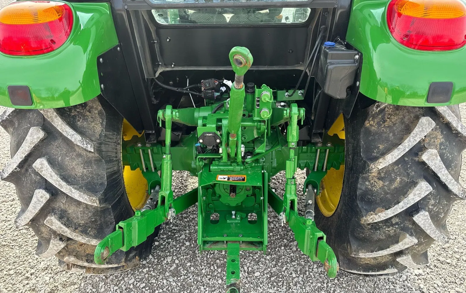 2022 John Deere 5075E
