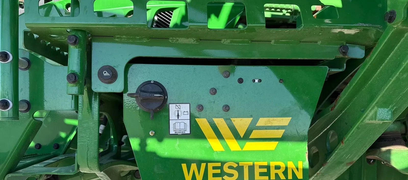 2025 John Deere 412R