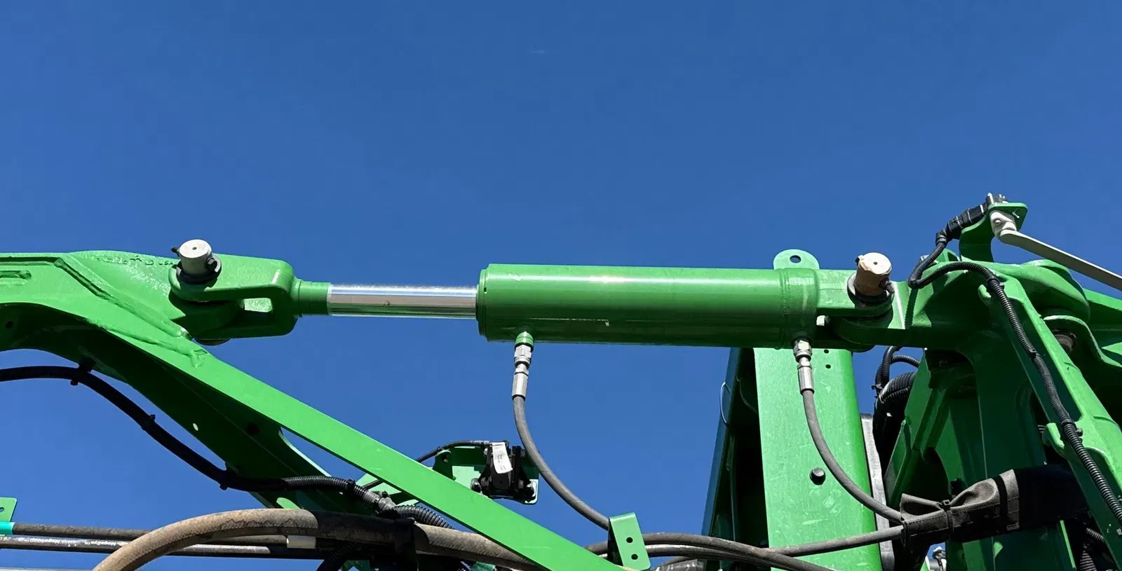 2025 John Deere 412R