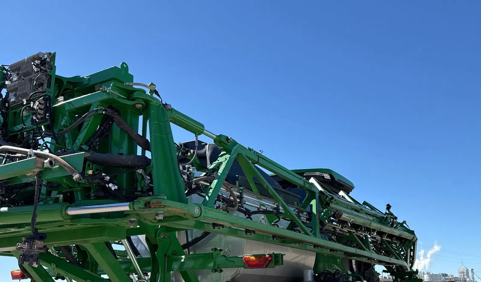 2025 John Deere 412R