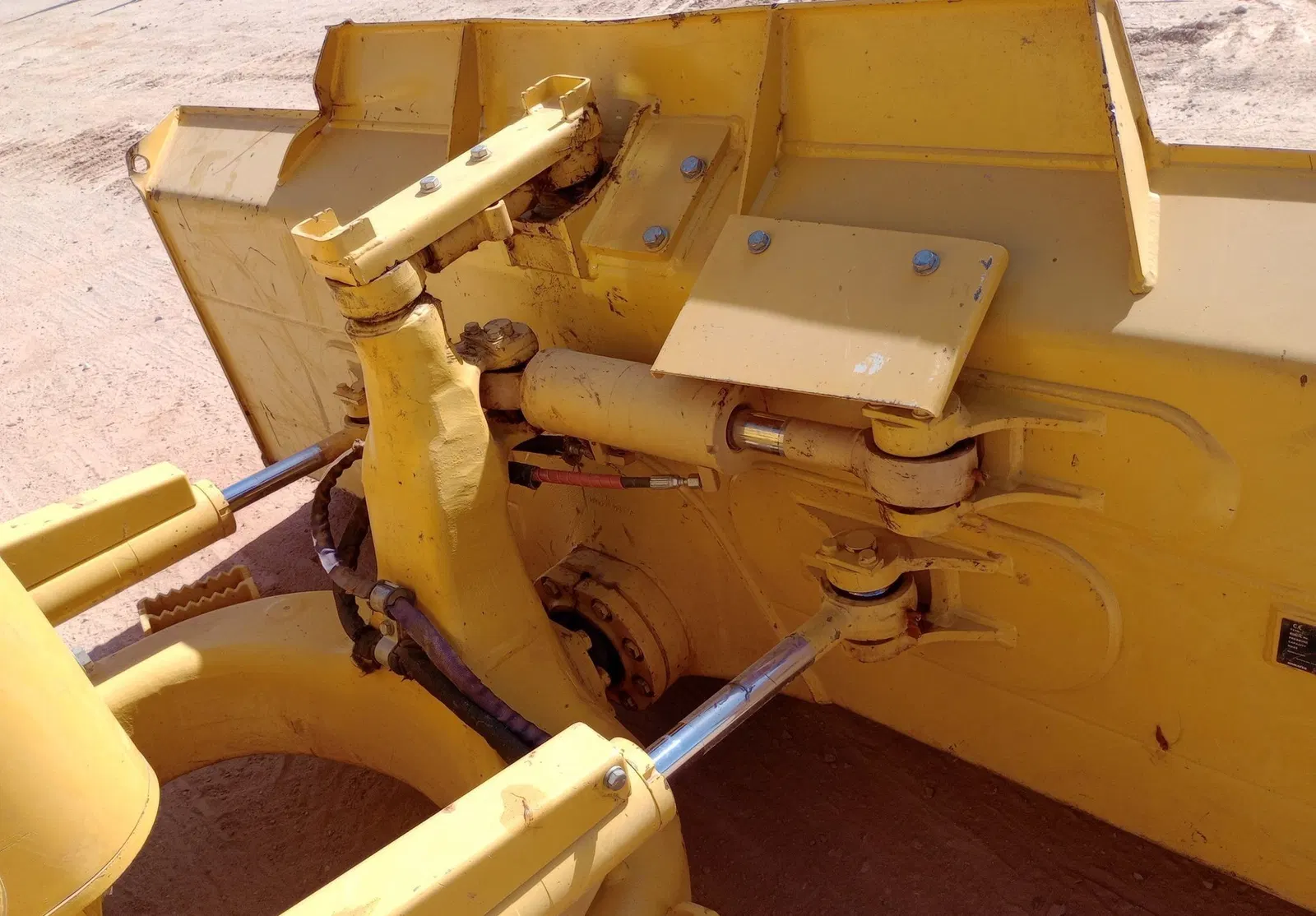 2023 Komatsu D39EX-24