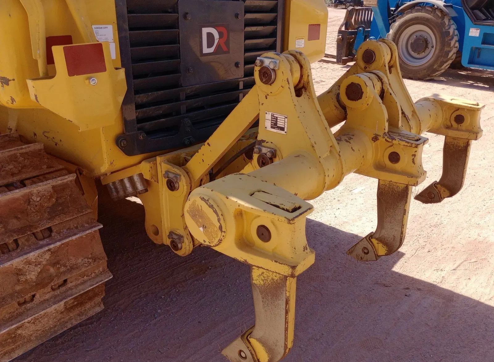 2023 Komatsu D39EX-24