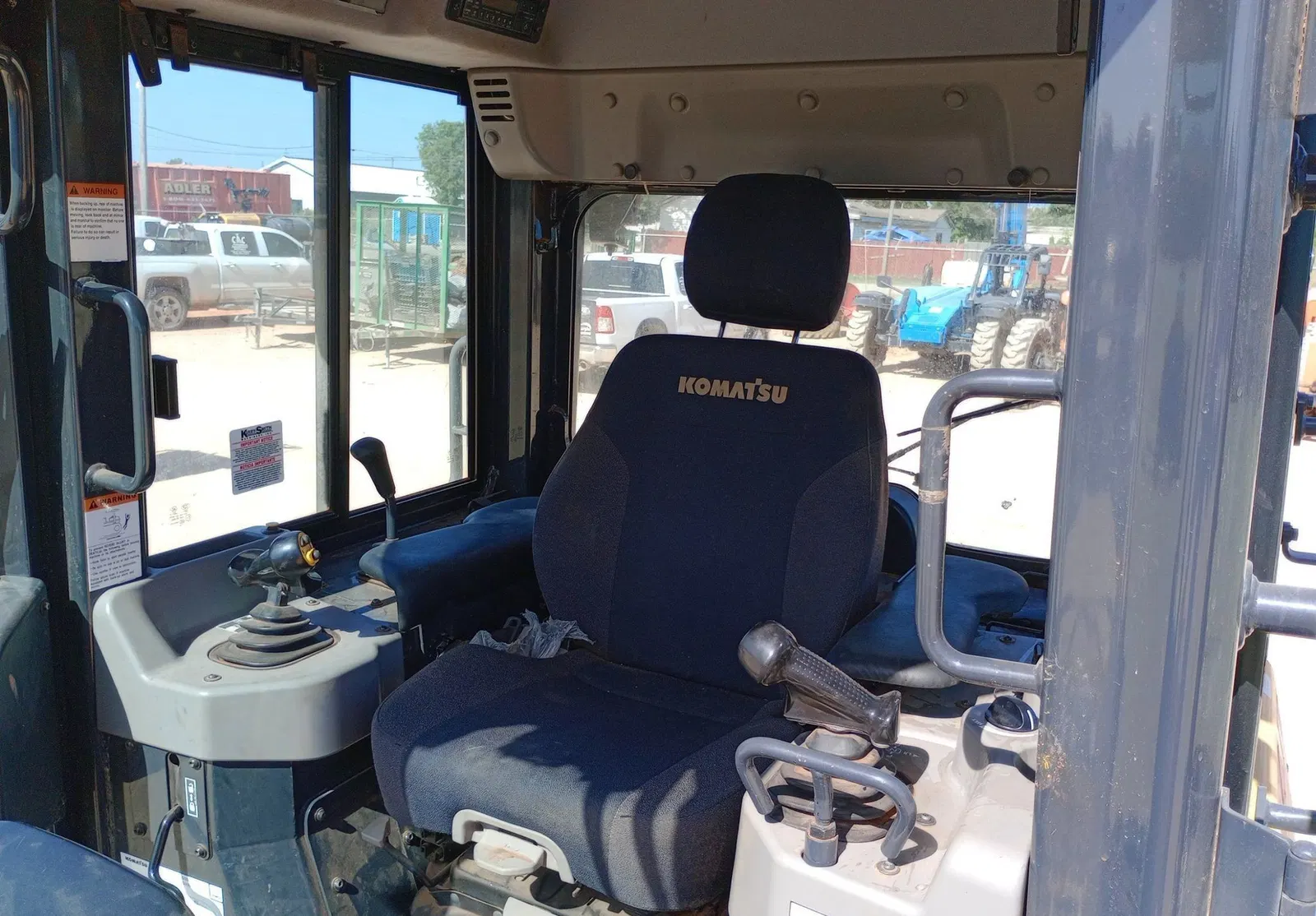 2023 Komatsu D39EX-24