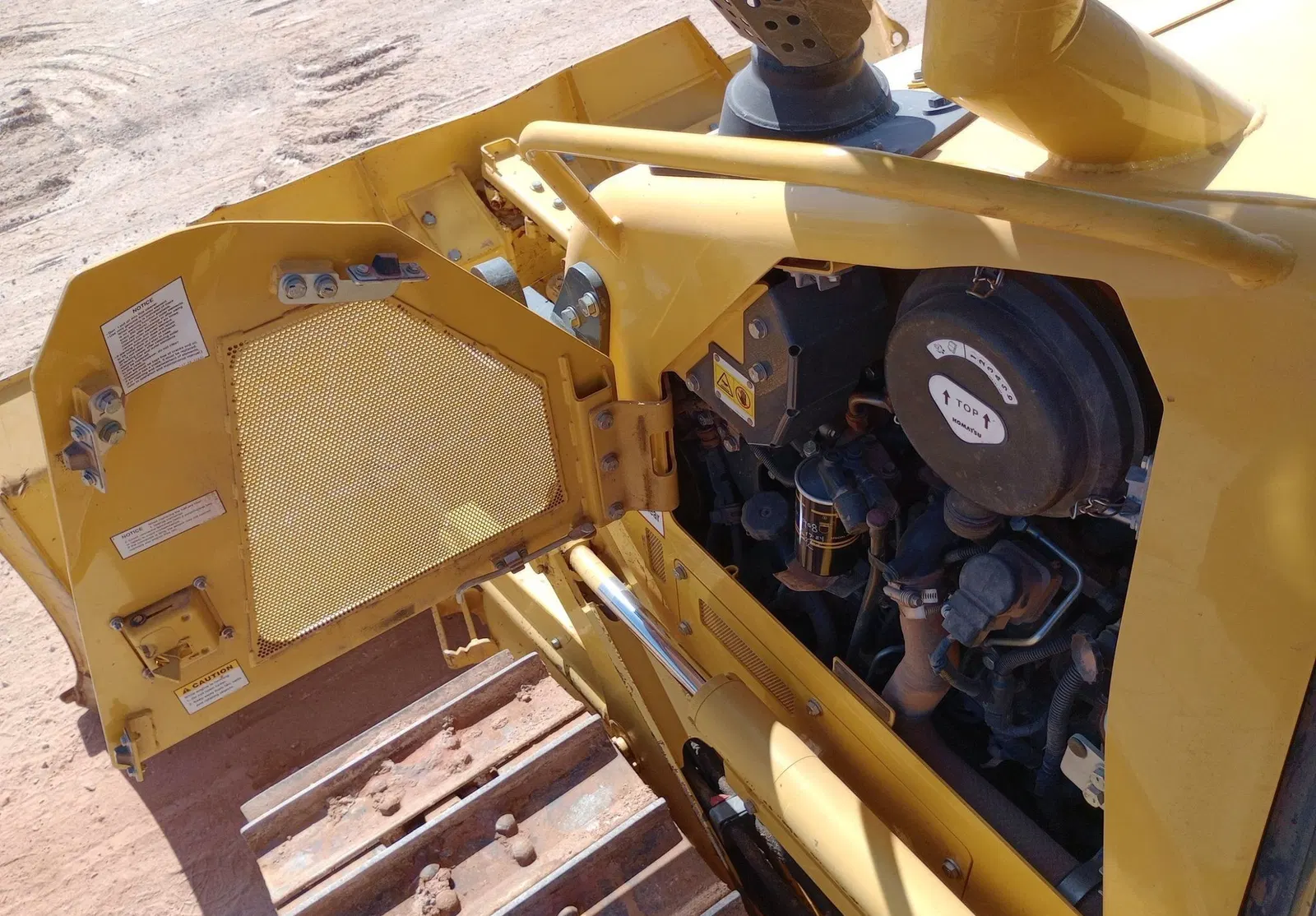 2023 Komatsu D39EX-24