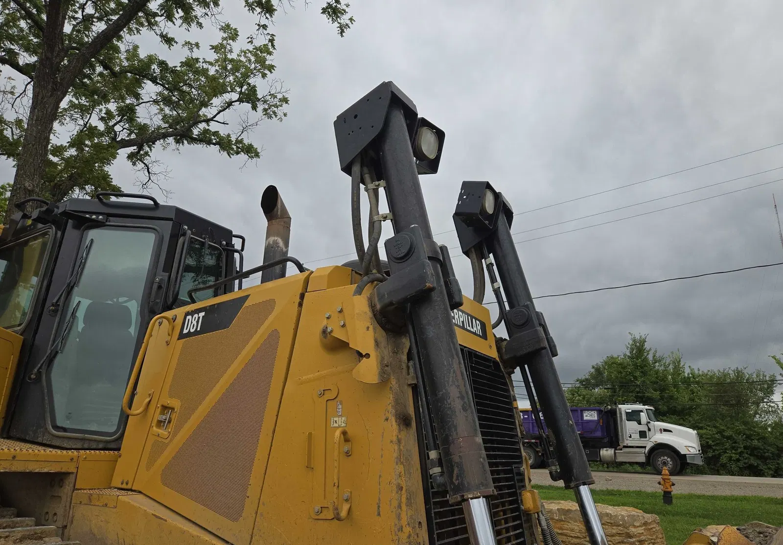 2011 Caterpillar D8T
