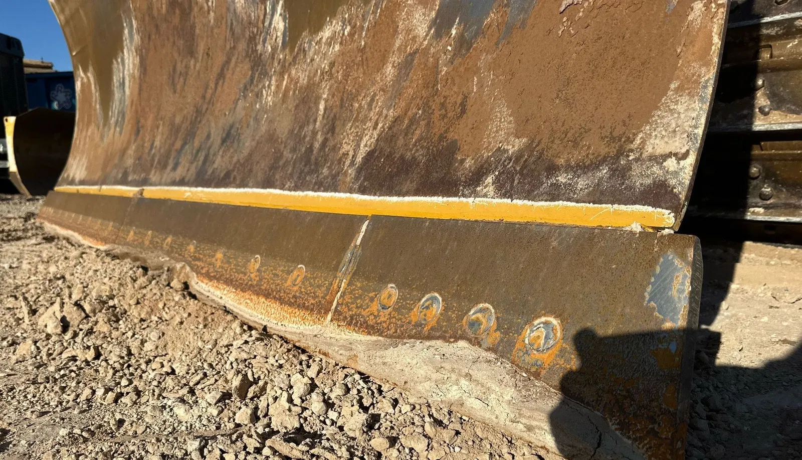 2022 Caterpillar D5