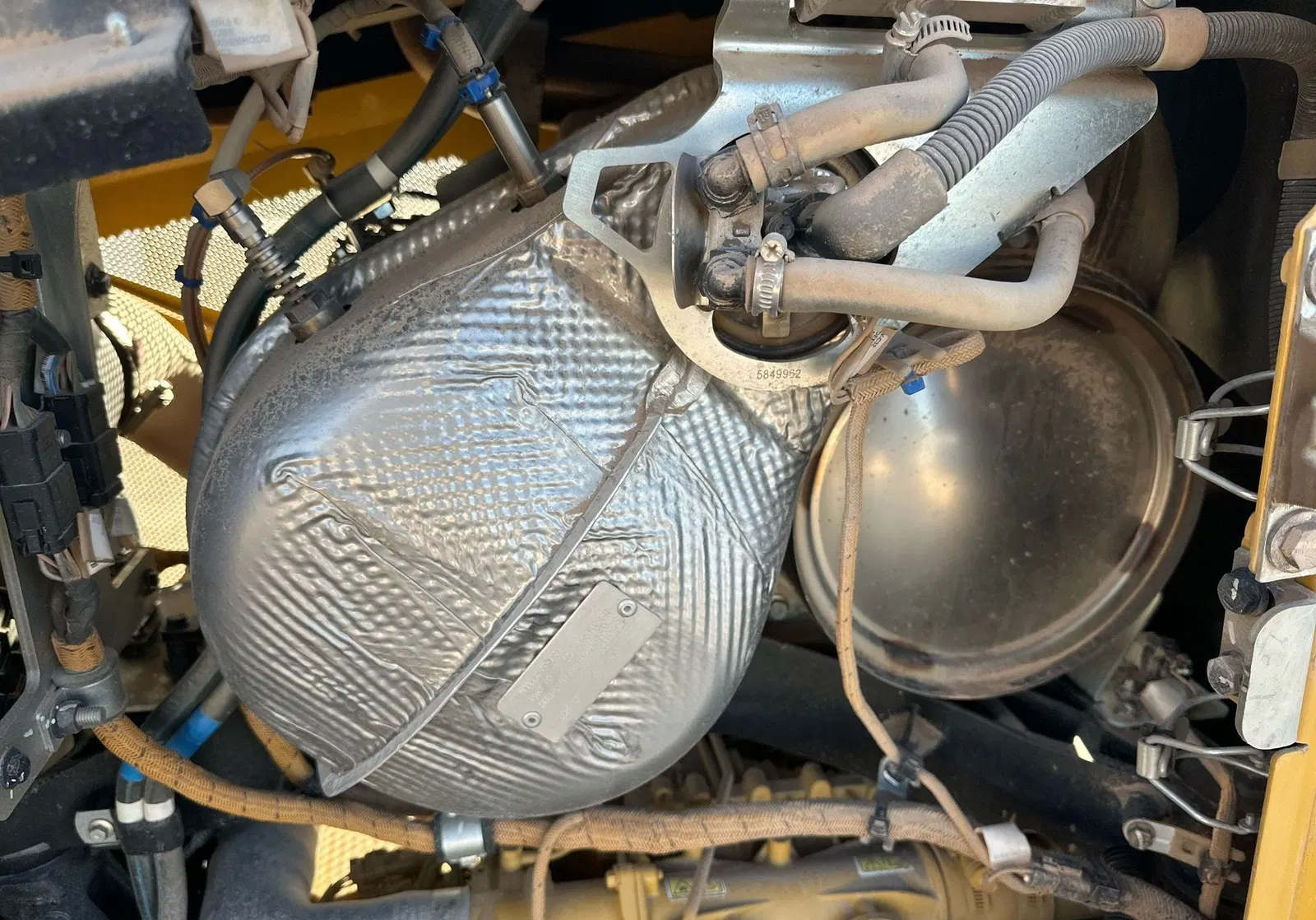 2022 Caterpillar D5