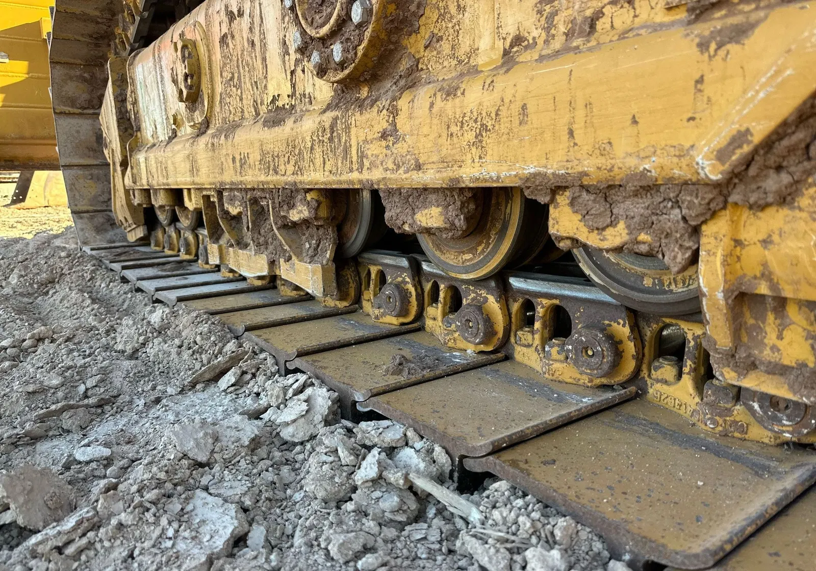 2022 Caterpillar D5