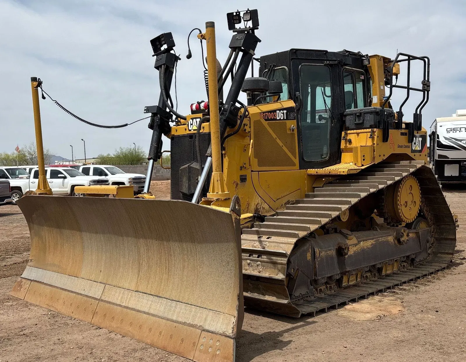 2017 Caterpillar D6T