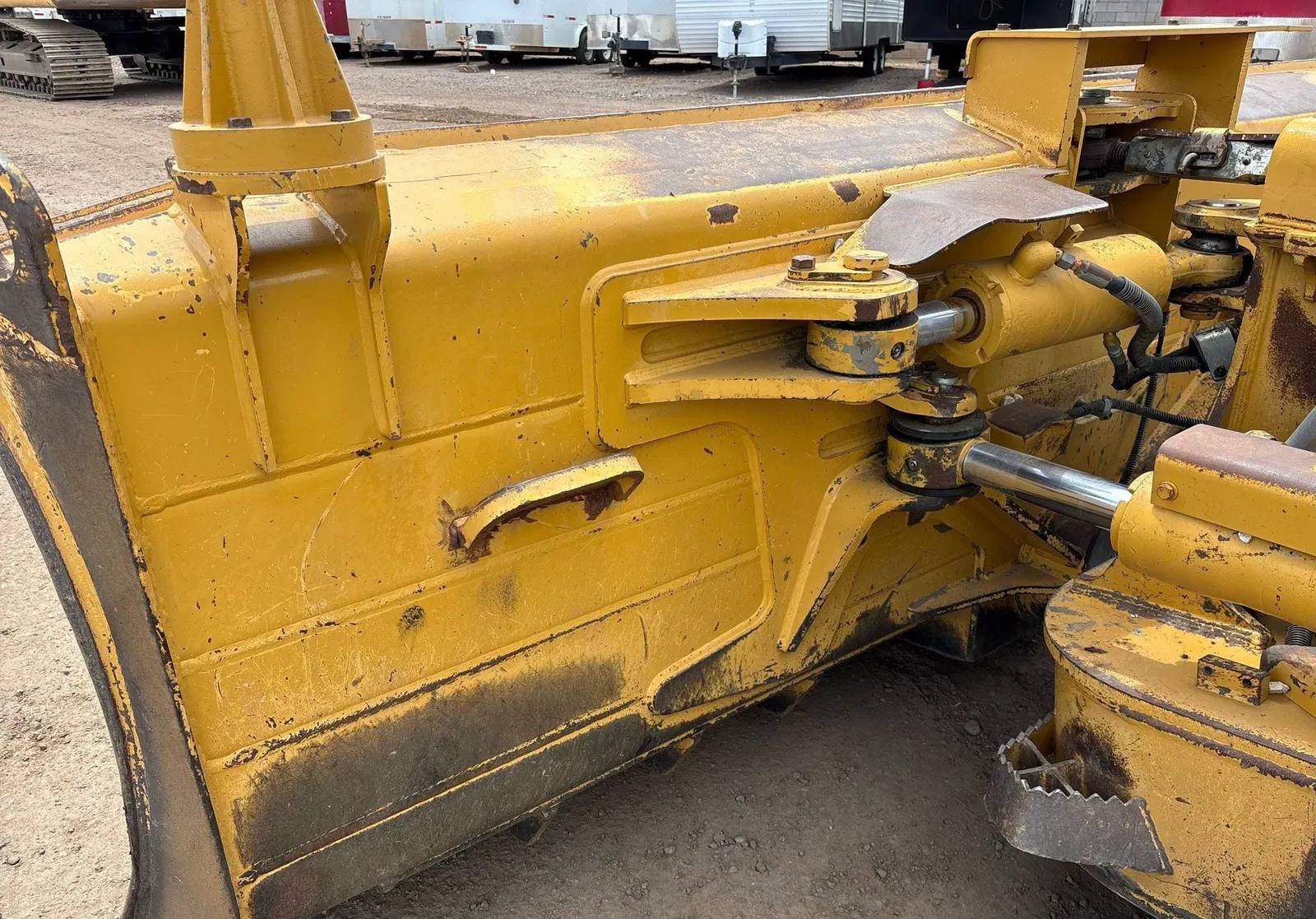 2017 Caterpillar D6T