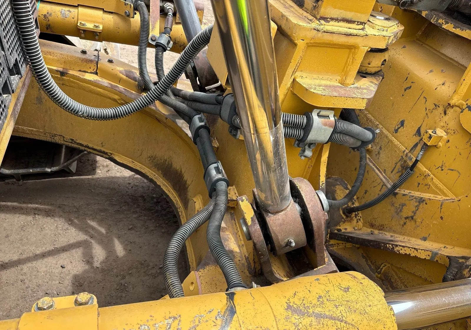 2017 Caterpillar D6T