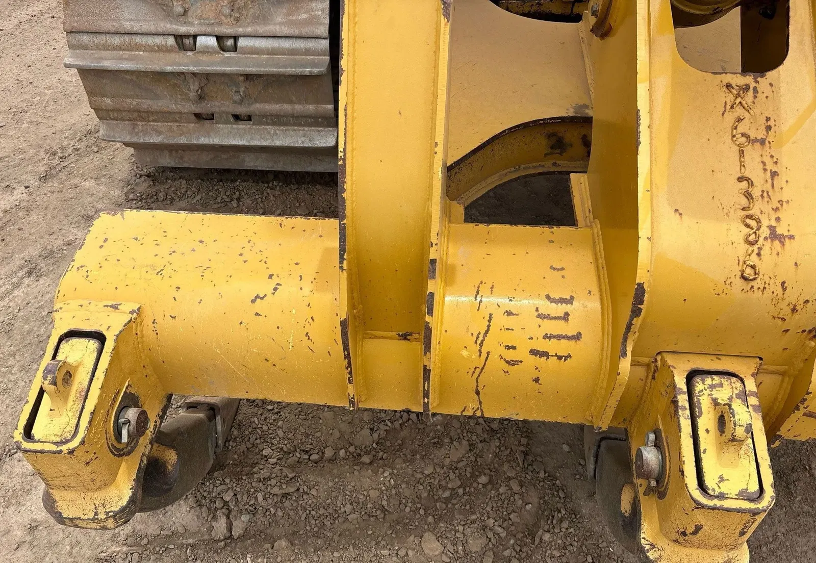2017 Caterpillar D6T