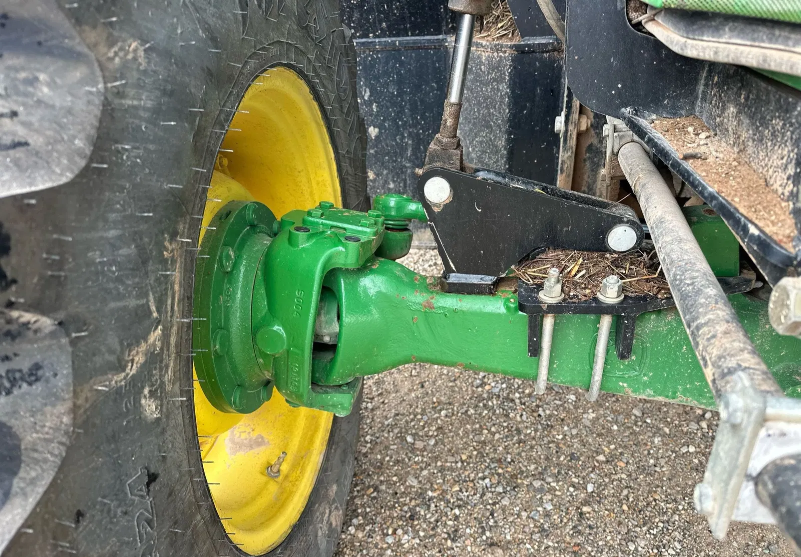 2017 John Deere 6110M